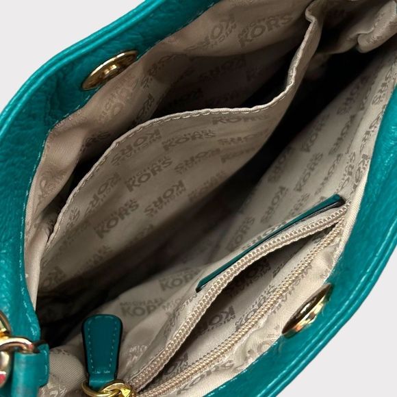 Michael Kors Cross Body Ostrich Print Chain Link Bag - Picture 6 of 10